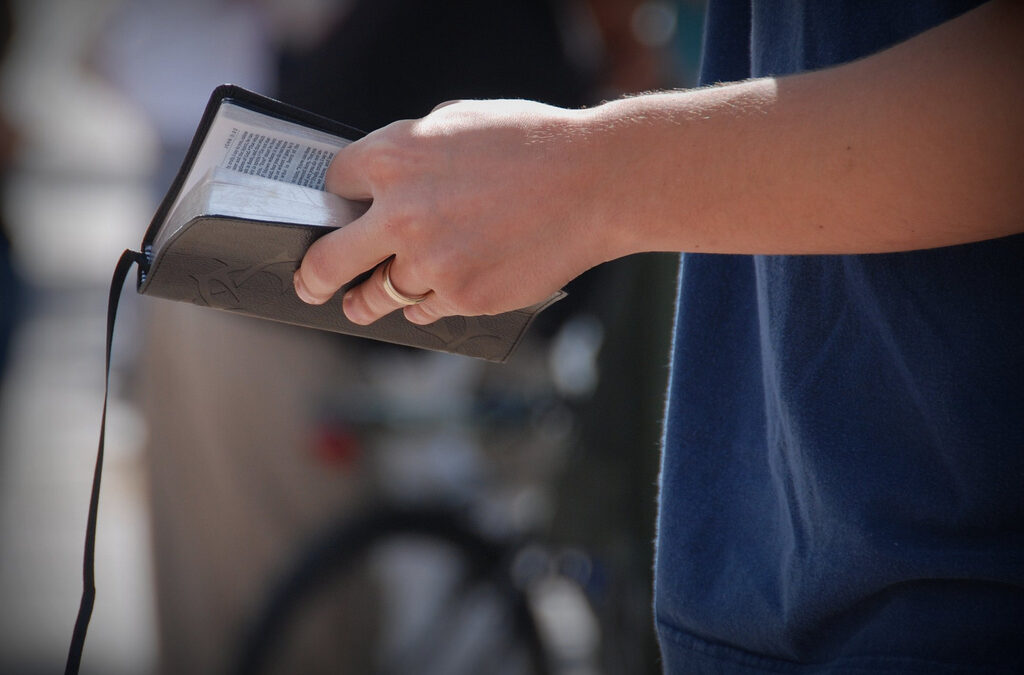 How to be Hated by Others.